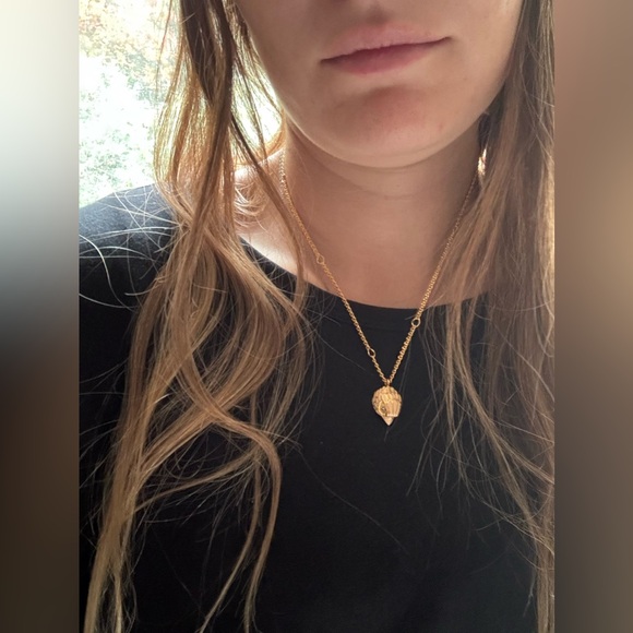 Kurt Geiger Eagle Necklace - Picture 3 of 9